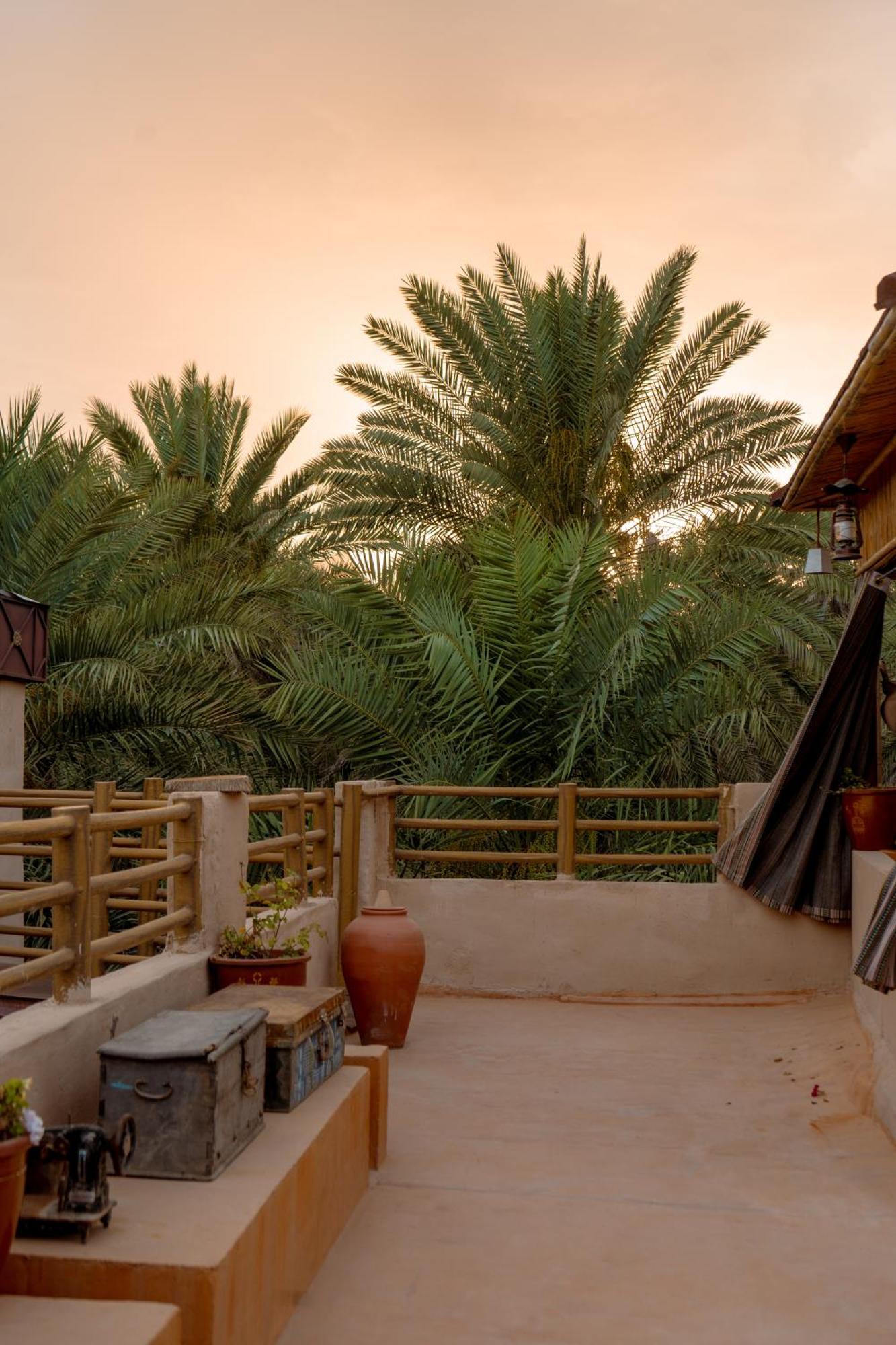 بيت نُزل السلام Bait Salam Inn Al Ḩamrāʼ Dış mekan fotoğraf